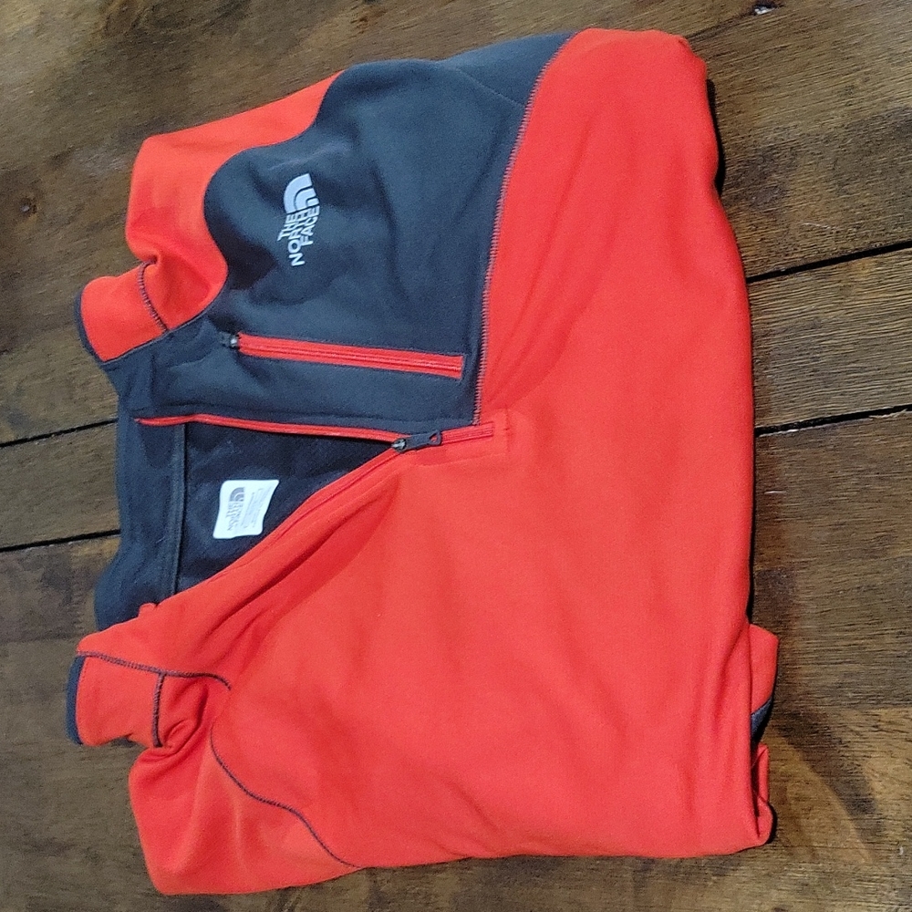 North Face Men's XL Performance Shirt